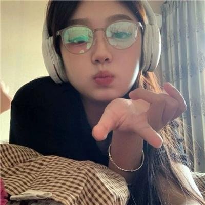 玫瑰人生封面